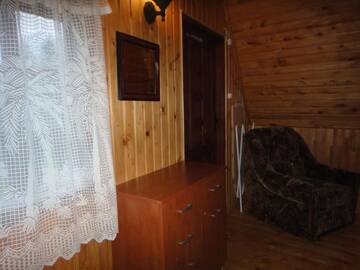 Фото номера Дом с 2 спальнями Дома для отпуска Hunters Rest House Rātnieki г. Nastrova 16