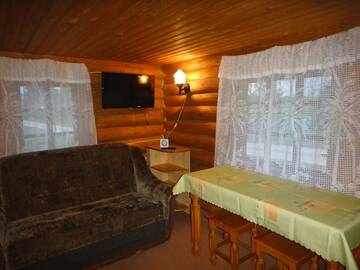 Фото номера Дом с 2 спальнями Дома для отпуска Hunters Rest House Rātnieki г. Nastrova 5